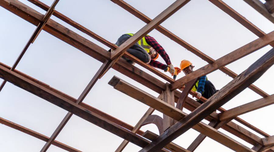 Professional gutter cleaning services in Colome, SD